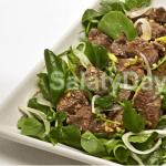 Lämmin salaatti naudanlihalla ja vihanneksilla: resepti valokuvilla Kuinka valmistaa lämmin salaatti naudanlihalla