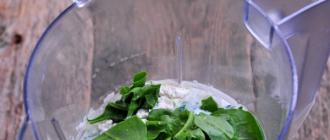 Zelené palacinky so špenátom - krok za krokom recept s lososom a zeleninou